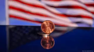 Доллар подешевел в Казахстане