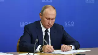 Путин постановил создать Ассамблею народов России