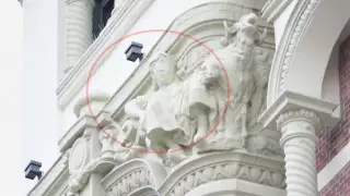 Скульптуру обезобразили реставраторы в Испании