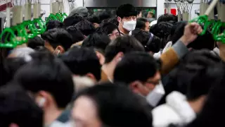 "Сиыр етінен анықталды". Қай елдерде коронавирустың үшінші толқыны басталды?