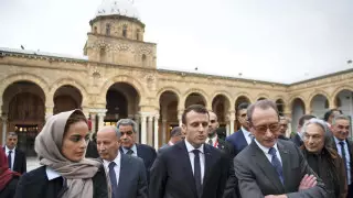 Макрон выдвинул ультиматум мусульманским лидерам Франции