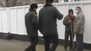 Казахстанцев будут штрафовать за ношение камуфляжной формы