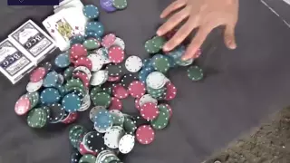 За игру в покер осудили жителя Шымкента