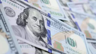 Доллар дорожает на KASE