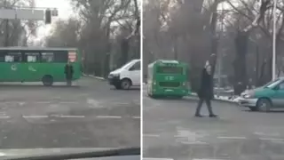 Мужчина помог "разрулить" пробку в Алматы