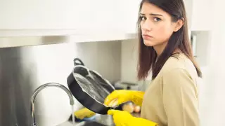 Француженка не будет чистить свой казан так, как домохозяйка из Талдыкоргана