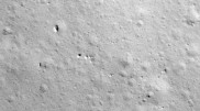 Китайский космический аппарат успешно прилунился и прислал фото