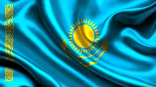 В Карагандинской области установили 14-метровый флагшток с госфлагом