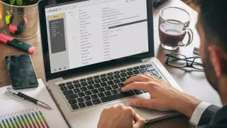 Нацбанк предупредил казахстанцев