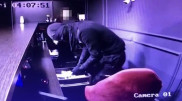Нападение на букмекерскую контору попало на видео в Шу