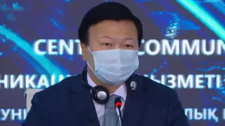 Вакцину от COVID-19 получат бесплатно только люди из группы риска - министр Цой