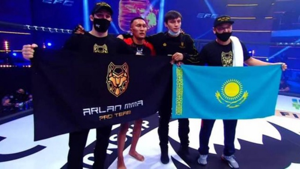 Казахстанец стал победителем первого боя новой лиги Хабиба