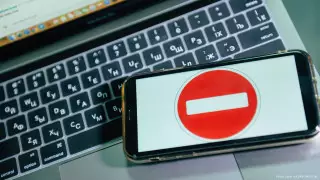 У некоторых казахстанцев возникли проблемы с доступом к Facebook и YouTube