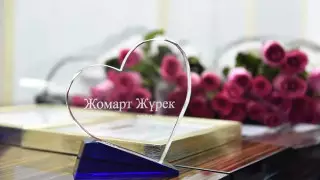 Аким Шымкента наградил волонтеров