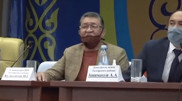 Кричал и ударил кулаком по столу. Главврача наказали в Алматинской области