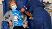 Шесть добровольцев погибли при испытаниях ковид-вакцины Pfizer