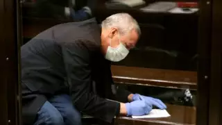 "Я вряд ли оправлюсь". Ефремов обратился к сыну сбитого им насмерть курьера