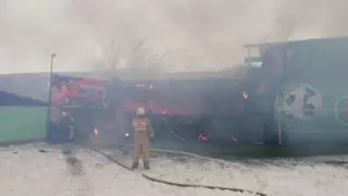 Спортивный комплекс "Медина" горел в Алматы