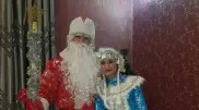 Были сотни заказов, а теперь два. О чем грустят костанайские Дед Мороз и Снегурочка