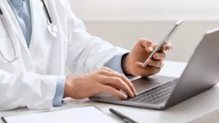 Минздрав о повторных случаях коронавируса: В Казахстане нет четкого разделения