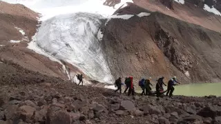 "Никогда не ходить в одиночку" - спасатель о главных правилах подготовки к горам