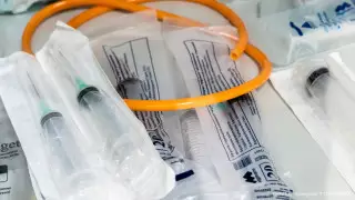 Вакцина не сможет остановить коронавирус в 2021 году - австралийские ученые