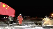 Китайский космический аппарат доставил на Землю грунт с Луны