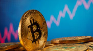 Курс биткоина достиг исторического максимума