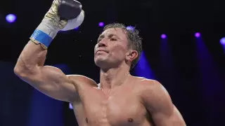 Токаев поздравил Головкина с победой