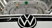 Volkswagen столкнулся с нехваткой электрозапчастей