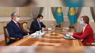 Токаев поблагодарил гендиректора "Тенгизшевройла"