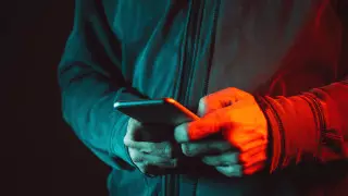 Акмолинец притворялся девочкой и рассылал извращенные выдумки об отце