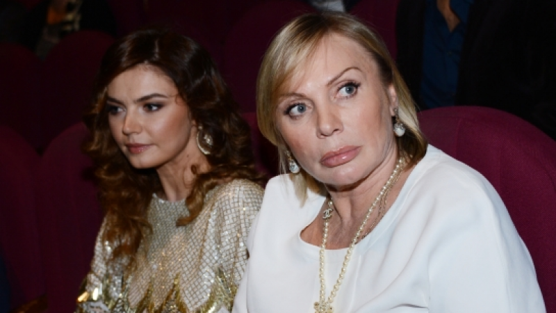 Алина Кабаева с мамой Любовью Михайловной Кабаевой. © РИА Новости