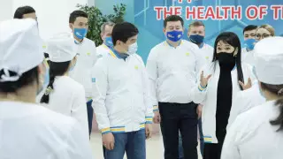 Nur Otan в Актобе: Повысим зарплаты врачей в 2,5 раза