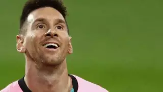 Клуб Пеле выступил с заявлением и не признал рекорда Месси