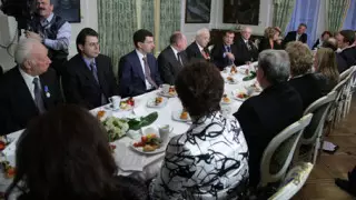 Медведев пообещал не повышать пенсионный возраст россиян