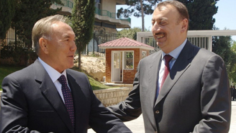 Нурсултан Назарбаев и Ильхам Алиев