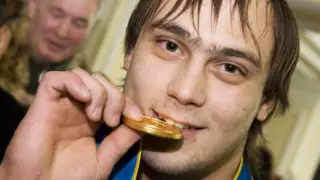 Казахстанские тяжелоатлеты вернулись в Алматы из Гуанчжоу