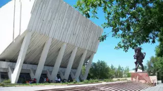 Видео: При взрыве в Бишкеке пострадали шесть человек