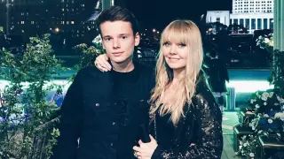 Певица Валерия стала бабушкой