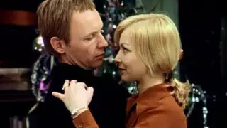 Звезда "Иронии судьбы" назвал ежегодный показ фильма извращением