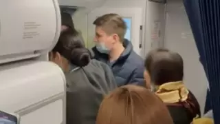 Министерство прокомментировало инцидент с "захватом" самолета пассажирами в Алматы