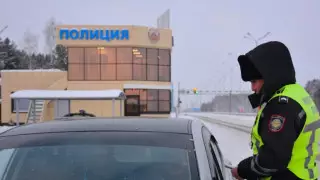 Пьяный водитель устроил гонки на трассе с полицейскими в Актюбинской области