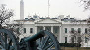 "Ускользнул". В США выдвинули свою версию происхождения коронавируса