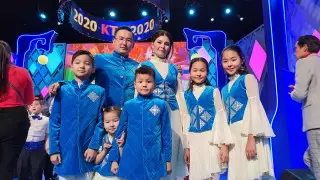 У семьи из Актау с пятью детьми родились близнецы