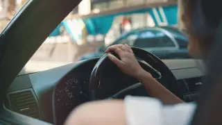 Девушка угнала авто и попала в ДТП в Нур-Султане