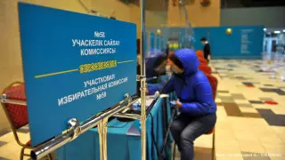 Явка на выборы в Казахстане на 12 часов составила 28,8 процента
