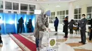 Жители Усть-Каменогорска активно голосуют на выборах