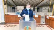 Аким Шымкента проголосовал на выборах