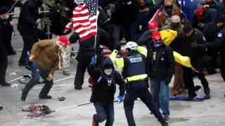 Трамп частично признал вину за беспорядки в Вашингтоне - СМИ